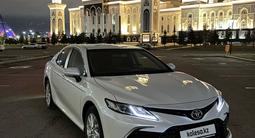 Toyota Camry 2023 годаүшін16 300 000 тг. в Астана