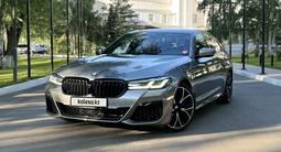 BMW 530 2023 года за 36 900 000 тг. в Алматы – фото 2