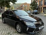 Toyota Camry 2017 года за 13 300 000 тг. в Алматы – фото 3