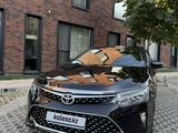 Toyota Camry 2017 года за 13 300 000 тг. в Алматы