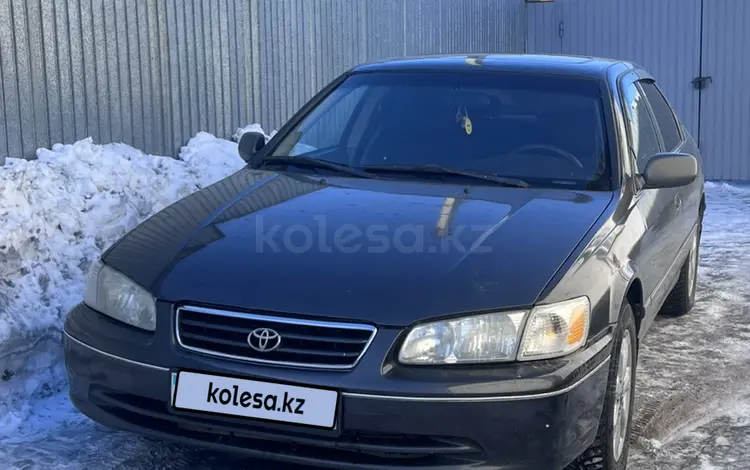 Toyota Camry 2001 года за 3 800 000 тг. в Сатпаев