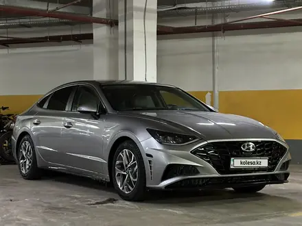 Hyundai Sonata 2021 года за 10 950 000 тг. в Астана