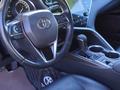 Toyota Camry 2020 года за 16 000 000 тг. в Уральск – фото 8