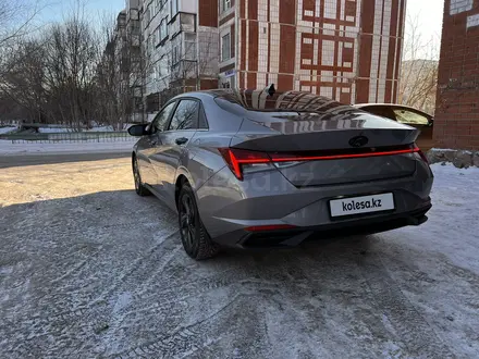 Hyundai Elantra 2022 года за 9 700 000 тг. в Астана – фото 18