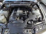 BMW 320 2000 года за 3 500 000 тг. в Семей – фото 2