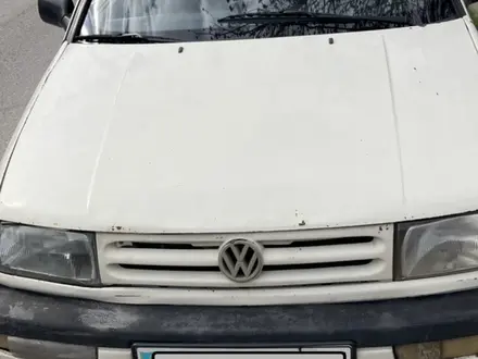 Volkswagen Vento 1994 года за 900 000 тг. в Шымкент