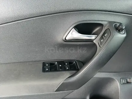 Volkswagen Polo 2013 года за 2 840 000 тг. в Шымкент – фото 15