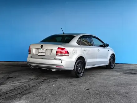 Volkswagen Polo 2013 года за 2 840 000 тг. в Шымкент – фото 3