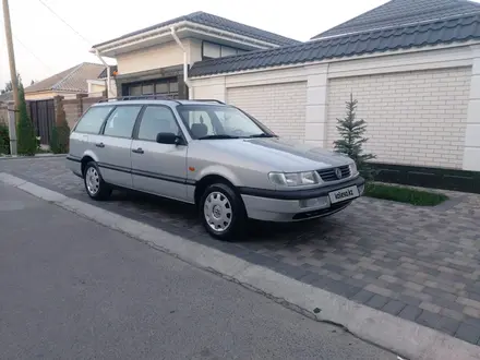 Volkswagen Passat 1994 года за 2 300 000 тг. в Тараз – фото 18