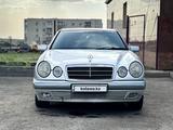 Mercedes-Benz E 230 1997 года за 2 500 000 тг. в Караганда