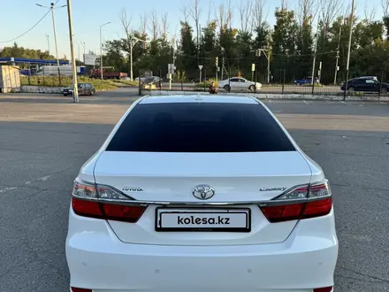 Toyota Camry 2014 года за 11 000 000 тг. в Семей – фото 9
