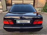 Mercedes-Benz E 280 2000 годаfor4 000 000 тг. в Талдыкорган – фото 2