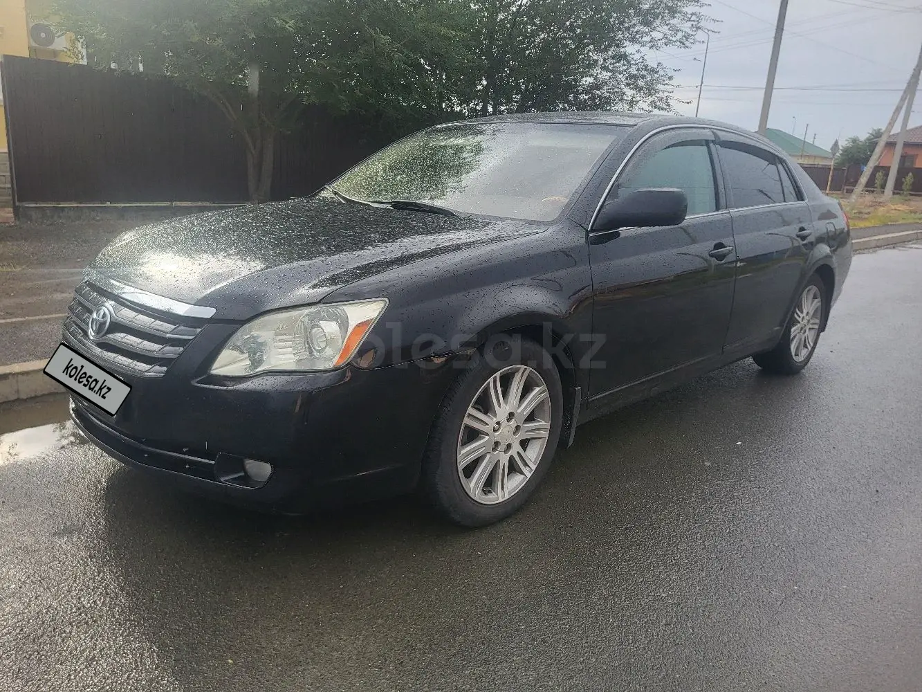Toyota Avalon, 2005
