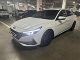 Hyundai Elantra 2022 годаfor10 300 000 тг. в Алматы – фото 2