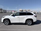 Toyota Highlander 2015 годаүшін12 500 000 тг. в Актау – фото 5