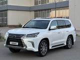 Lexus LX 570 2016 года за 34 500 000 тг. в Актау