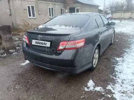 Toyota Camry 2011 года за 7 000 000 тг. в Алматы – фото 2