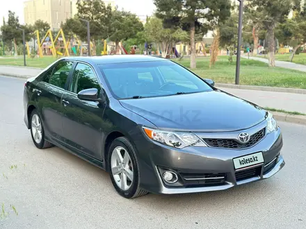 Toyota Camry 2013 года за 6 500 000 тг. в Уральск – фото 2