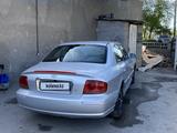 Hyundai Sonata 2003 года за 2 100 000 тг. в Шымкент – фото 2