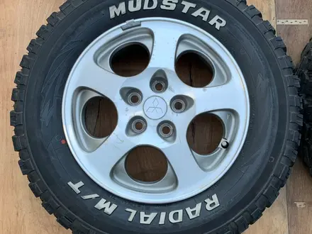 Диски с резиной Mudstar Radial M/T 215/70 R16 за 300 000 тг. в Алматы – фото 3