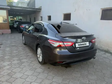 Toyota Camry 2020 года за 11 500 000 тг. в Астана – фото 4