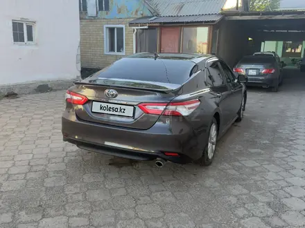 Toyota Camry 2020 года за 11 500 000 тг. в Астана – фото 5