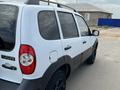 Chevrolet Niva 2015 годаfor2 800 000 тг. в Атырау – фото 4