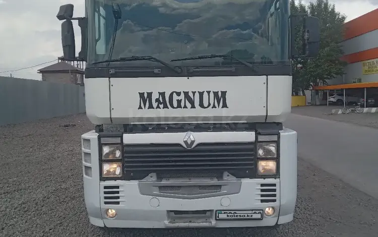 Renault  Magnum 1995 года за 12 500 000 тг. в Караганда
