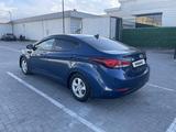 Hyundai Elantra 2015 годаfor5 900 000 тг. в Алматы – фото 3