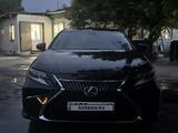 Lexus ES 300h 2012 годаүшін11 000 000 тг. в Алматы – фото 2
