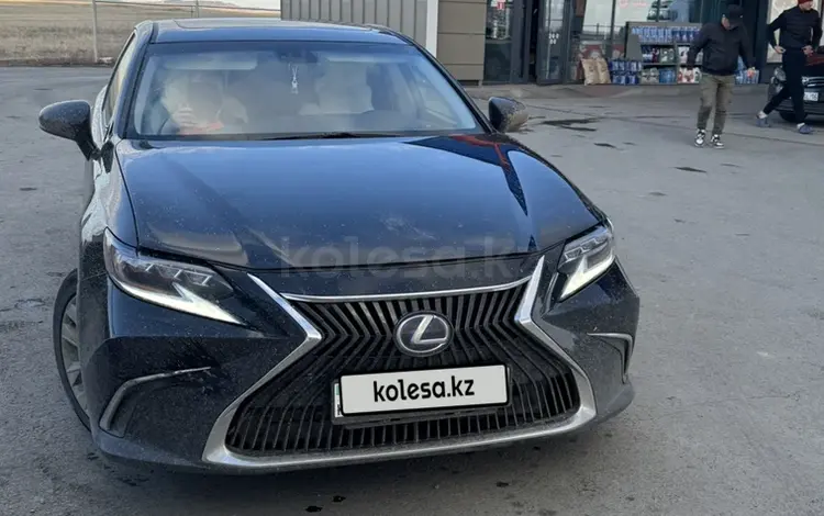 Lexus ES 300h 2012 годаүшін11 000 000 тг. в Алматы
