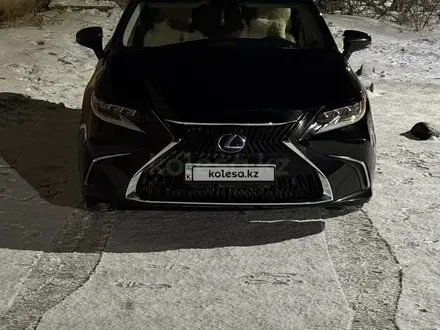Lexus ES 300h 2012 года за 11 000 000 тг. в Алматы – фото 7