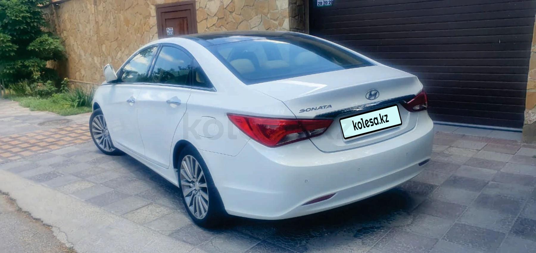 Hyundai Sonata 2012 г.