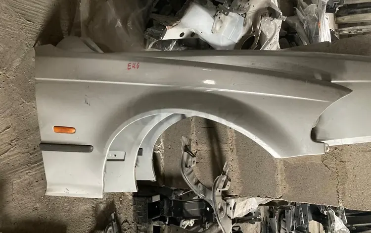 Крыло переднее правое БМВ 3 Е46/BMW 3 E46 за 25 000 тг. в Караганда