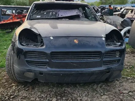 Porsche Cayenne 2006 года за 44 444 тг. в Алтай – фото 6