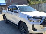 Toyota Hilux 2023 года за 25 000 000 тг. в Алматы – фото 4