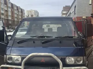 Mitsubishi Delica