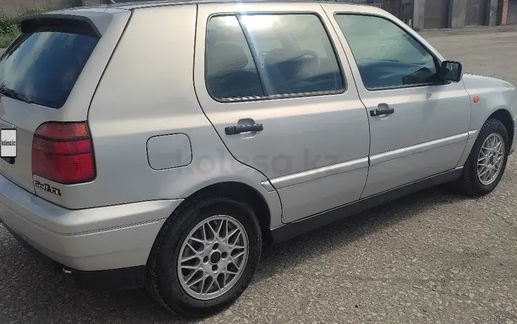 Volkswagen Golf 1996 годаfor2 500 000 тг. в Павлодар