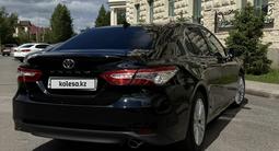 Toyota Camry 2020 года за 15 500 000 тг. в Астана – фото 5