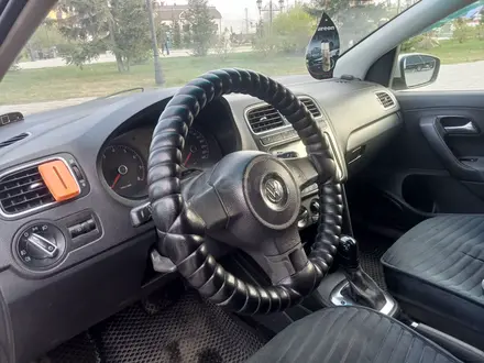 Volkswagen Polo 2011 года за 3 600 000 тг. в Петропавловск – фото 11