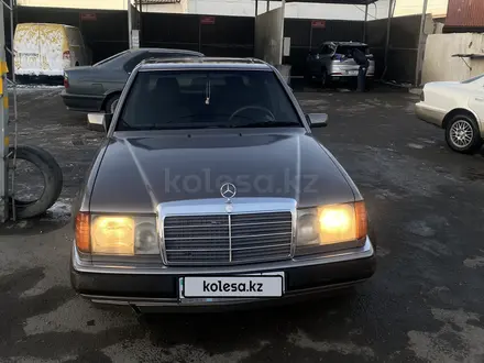 Mercedes-Benz E 230 1992 года за 1 500 000 тг. в Тараз – фото 5