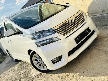 Toyota Vellfire 2009 года за 7 200 000 тг. в Атырау – фото 2