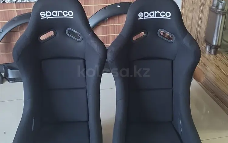 Спортивные сиденья Sparco ковши за 220 000 тг. в Астана