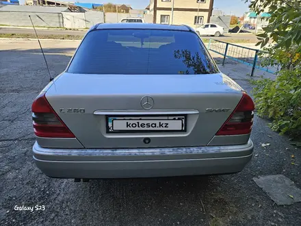 Mercedes-Benz C 280 1995 года за 3 000 000 тг. в Петропавловск – фото 4