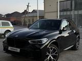 BMW X5 2023 года за 46 590 000 тг. в Кызылорда – фото 2
