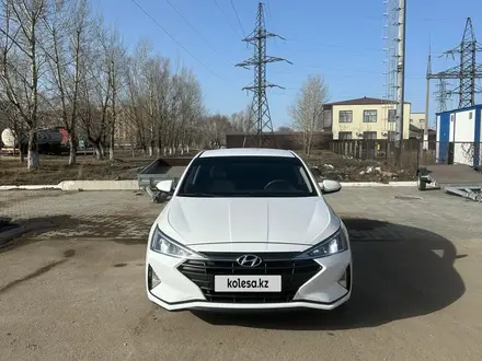 Hyundai Elantra 2019 года за 8 450 000 тг. в Кокшетау – фото 2