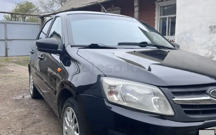 ВАЗ (Lada) Granta 2190 2015 годаүшін2 900 000 тг. в Уральск