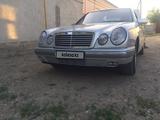 Mercedes-Benz E 230 1996 года за 2 800 000 тг. в Туркестан – фото 2