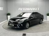 Toyota Camry 2017 года за 10 600 000 тг. в Атырау