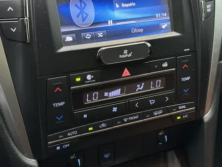 Toyota Camry 2017 года за 10 600 000 тг. в Атырау – фото 22